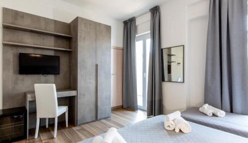 Triple Room with Balcony