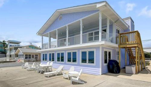 Seven-Bedroom House