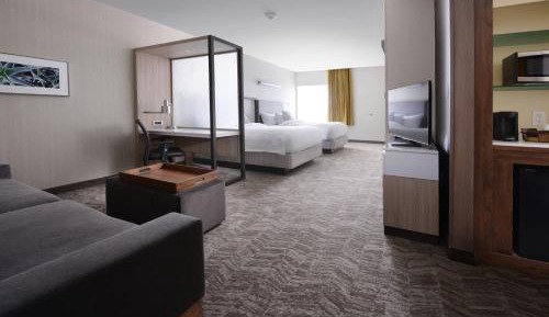 Studio with Two Queen Beds and Sofa Bed