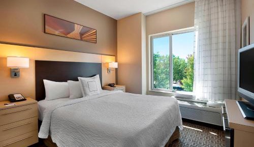 Two-Bedroom Suite