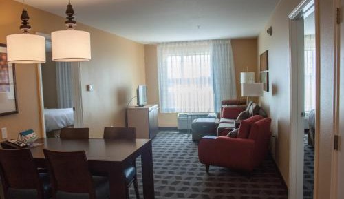Two-Bedroom Suite