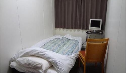 Single Room with Shared Bathroom