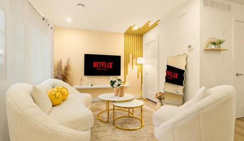 Two-Bedroom Deluxe Apartment
