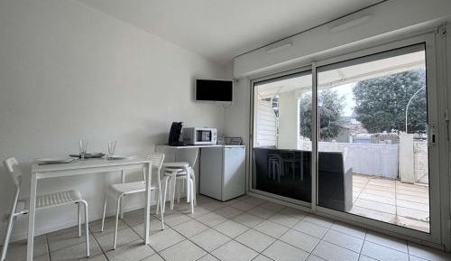 Studio Apartment