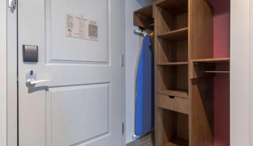 Queen Room with Two Queen Beds - Mobility and Hearing Access
