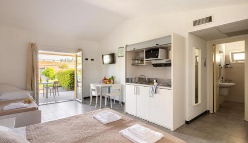 Studio Apartment