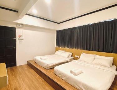 Deluxe Family Room