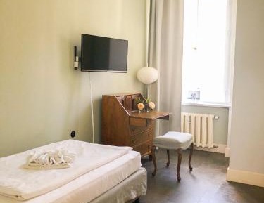 Single Room with Private Bathroom