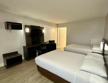 Room with Two Double Beds - Non-Smoking