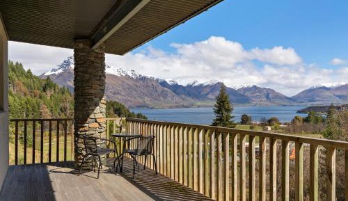 Double Room with Mountain View