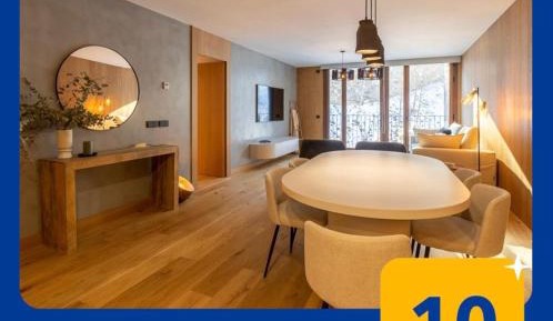 Apartment with Mountain View