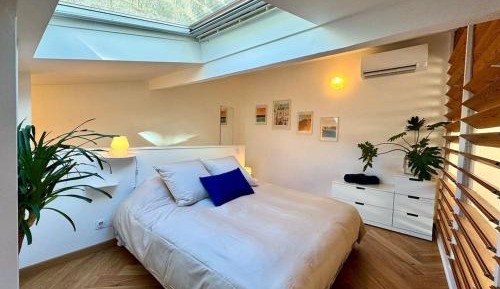 One-Bedroom Apartment with Terrace