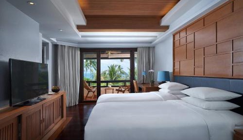 Deluxe Balcony, Guest room, 2 Twin/Single Bed(s)