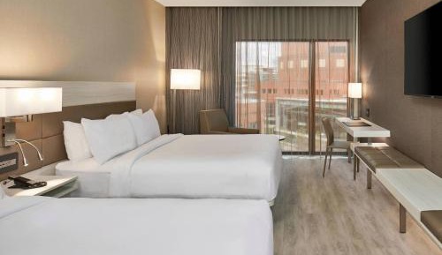 Double Queen Room