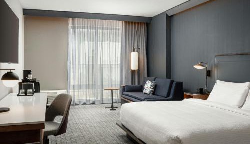 Standard King Room