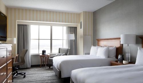 Guest Room with Two Double Beds