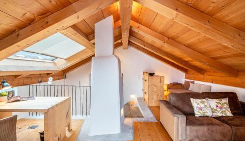 Superior One-Bedroom Apartment with Balcony