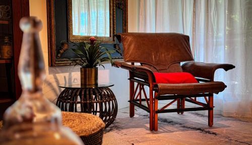 Deluxe King Suite