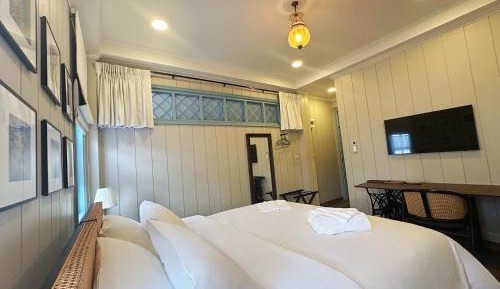 Superior King Room