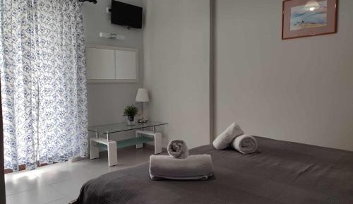 Large Double or Twin Room