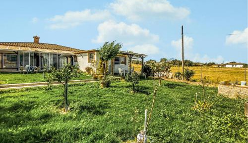 One-Bedroom Holiday Home