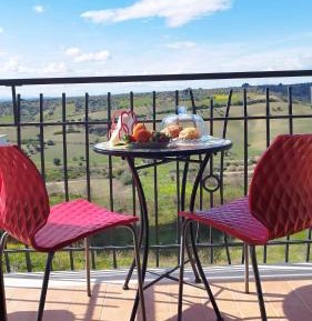 One-Bedroom Apartment with Balcony