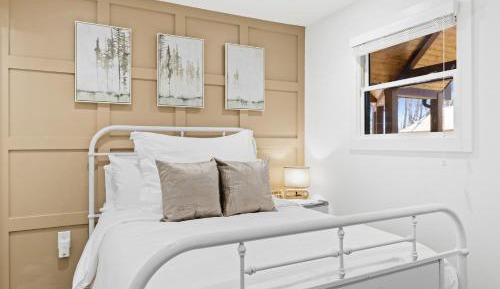 One Bedroom Suite 