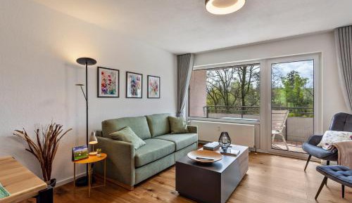 Superior One-Bedroom Apartment with Balcony