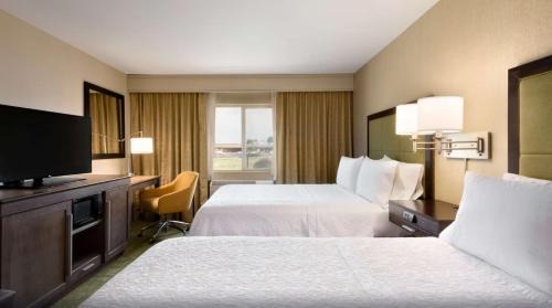 Standard Queen Room with Two Queen Beds