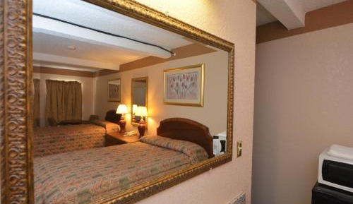 Double Room with Two Double Beds - Smoking
