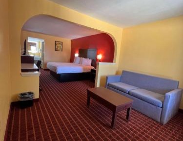 King Suite with Sofa Bed - Non-Smoking