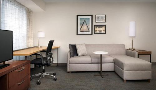 King Studio with Sofa Bed
