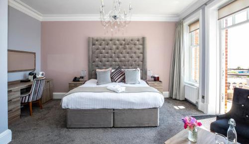 Deluxe Double or Twin Room with Balcony