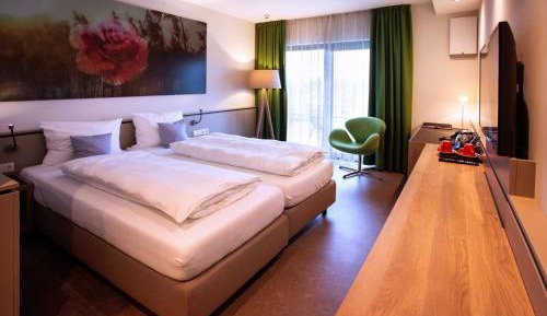Large Double Room