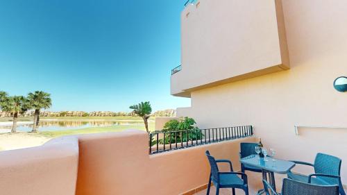 One-Bedroom Apartment with View