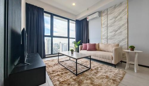 Two-Bedroom Apartment with City View
