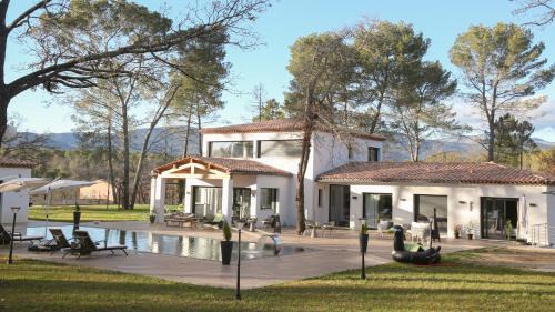 Double Room with Pool View