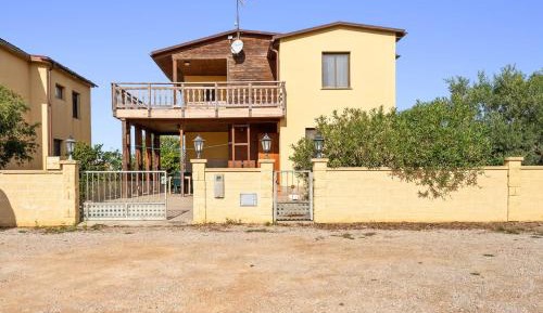 Three-Bedroom Townhouse