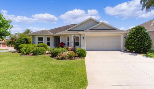 Two-Bedroom Holiday Home