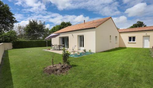 Three-Bedroom Holiday Home 