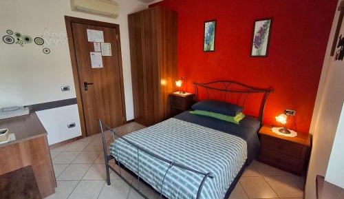Large Single Room