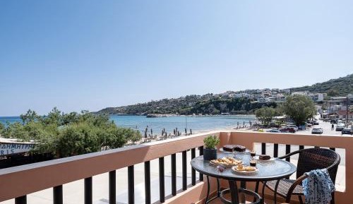 One-Bedroom Apartment with Sea View (2 Adults + 2 Children)