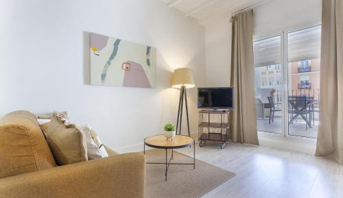 One-Bedroom with Terrace I