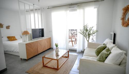 Apartment with Terrace