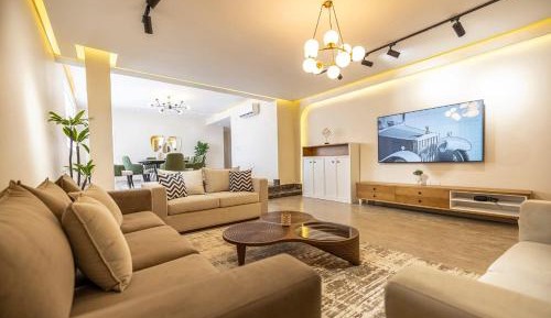 Apartment with City View