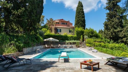 Five-Bedroom Villa