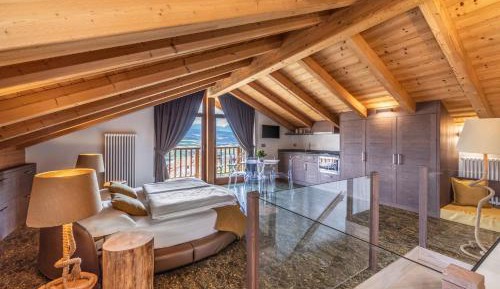 King Room with Spa Bath