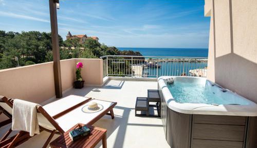 Superior Suite with Sea View