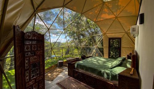 Honeymoon Tent