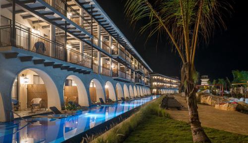 Junior Suite Swim Up